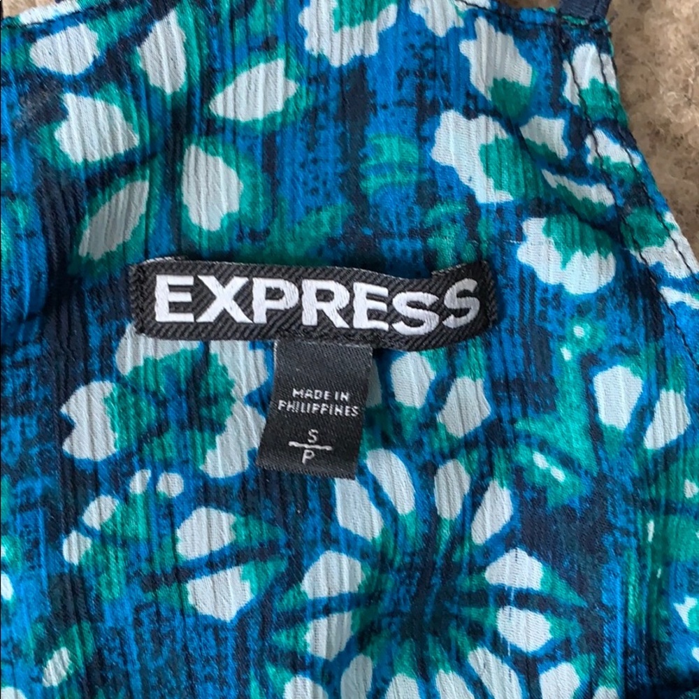 Express Top - Picture 2 of 4